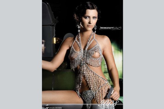 ����������� ������������� +18