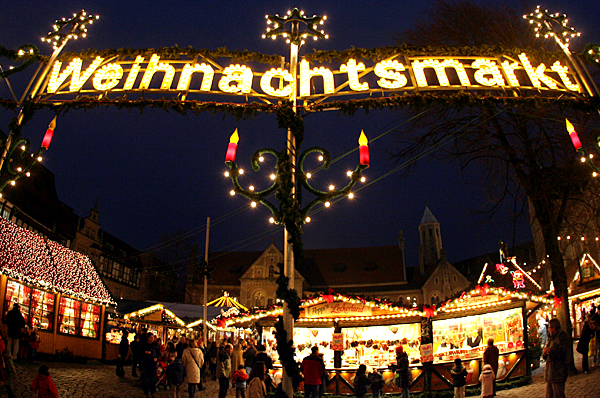 Рождественская ярмарка в Брауншвайге.