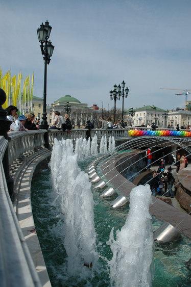 Москва ...открытие фонтанов