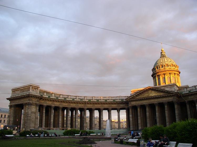 Казанский собор на закате. Июнь 2004