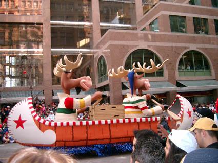 2004-11-21 Santa's parad