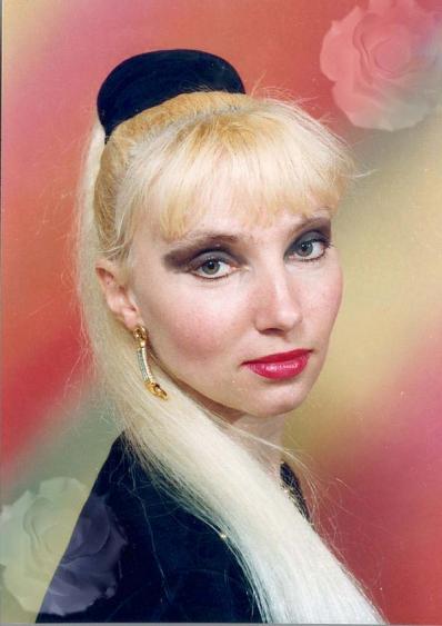 НЕУКРОТИМАЯ МАРКИЗА