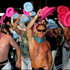 Танцы геев и лесбиянок на улицах Сиднея!