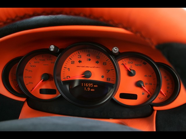 2006 GEMBALLA GTR 650 EVO Orange Porsche 997 Console