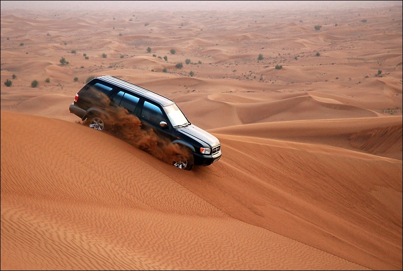 На машине по пустыне