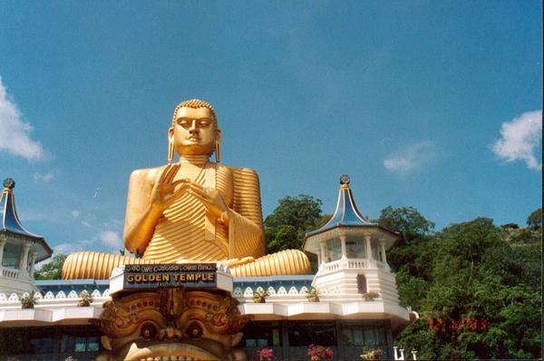 И снова Шри-Ланка Золотой Будда