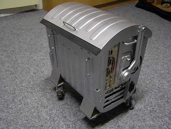 Первый в мире компьютер для бомжей