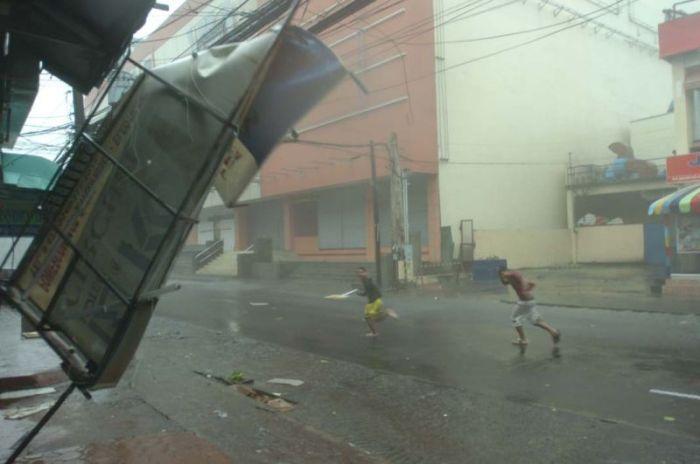 Страшные фотографии недавнего тайфуна на Филлипинах