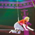 Ксения Собчак выступает в цирке