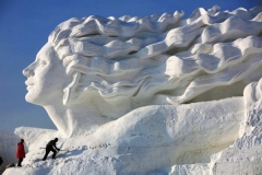 Снежная скульптура «Романтические Чувства»