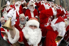 Рождественские фотографии — Санта-Клаусы.Берлин, Германия