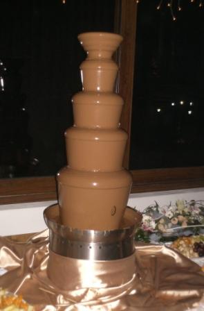 Аренда шоколадных фонтанов на вечеринку