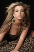 Dana Halabi, певица и модель из Кувейта