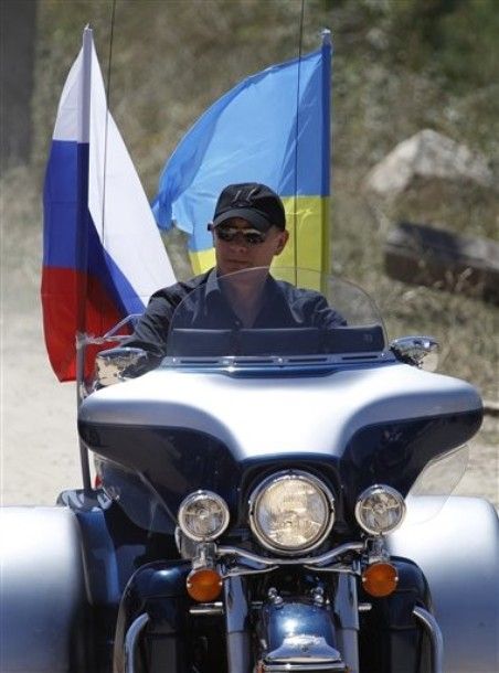 Путин на байк шоу