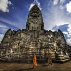 Самые красивые места мира. Прекрасный древний храм Ангкор Ват в Камбодже